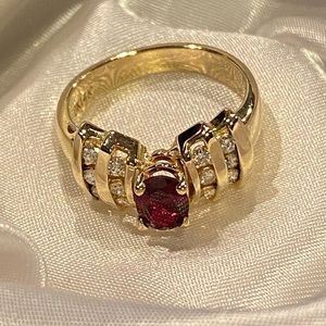 14K YELLOW GOLD DIAMOND💎 RED RUBY RING💍